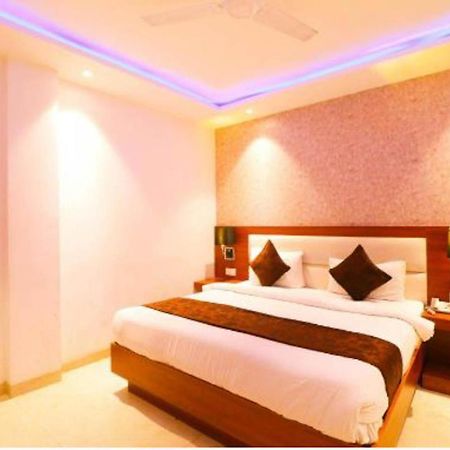 Hotel Royal Sky Luxury Near Delhi Airport New Delhi Eksteriør bilde